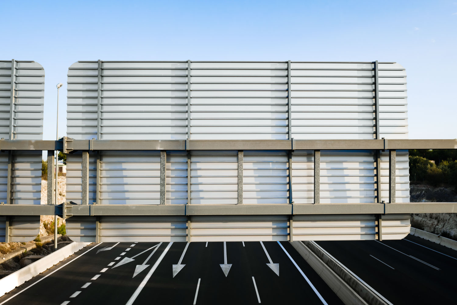 Highway Sign Structural Analysis and Design